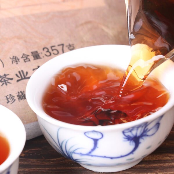 Yunnan Ancient Tree Pu-erh Ripe Tea-2009 - Image 4