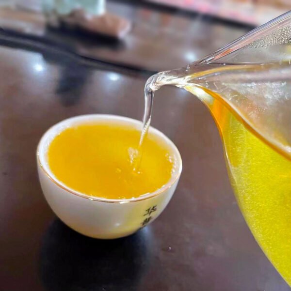 lincang moutains Menku Tea-Puer Tea - Image 3