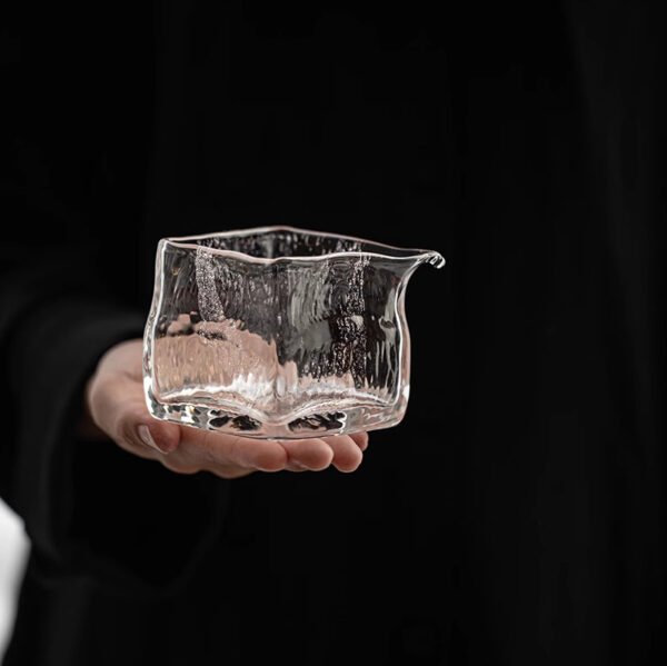Square-shaped Handmade Glass Gongdao Cup
