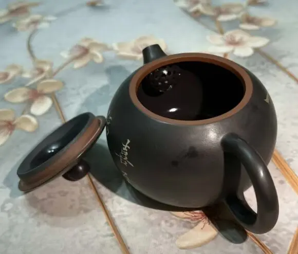 heritage Handmade Jianshui Zitao Teapot-Xishi Teapot - Image 3